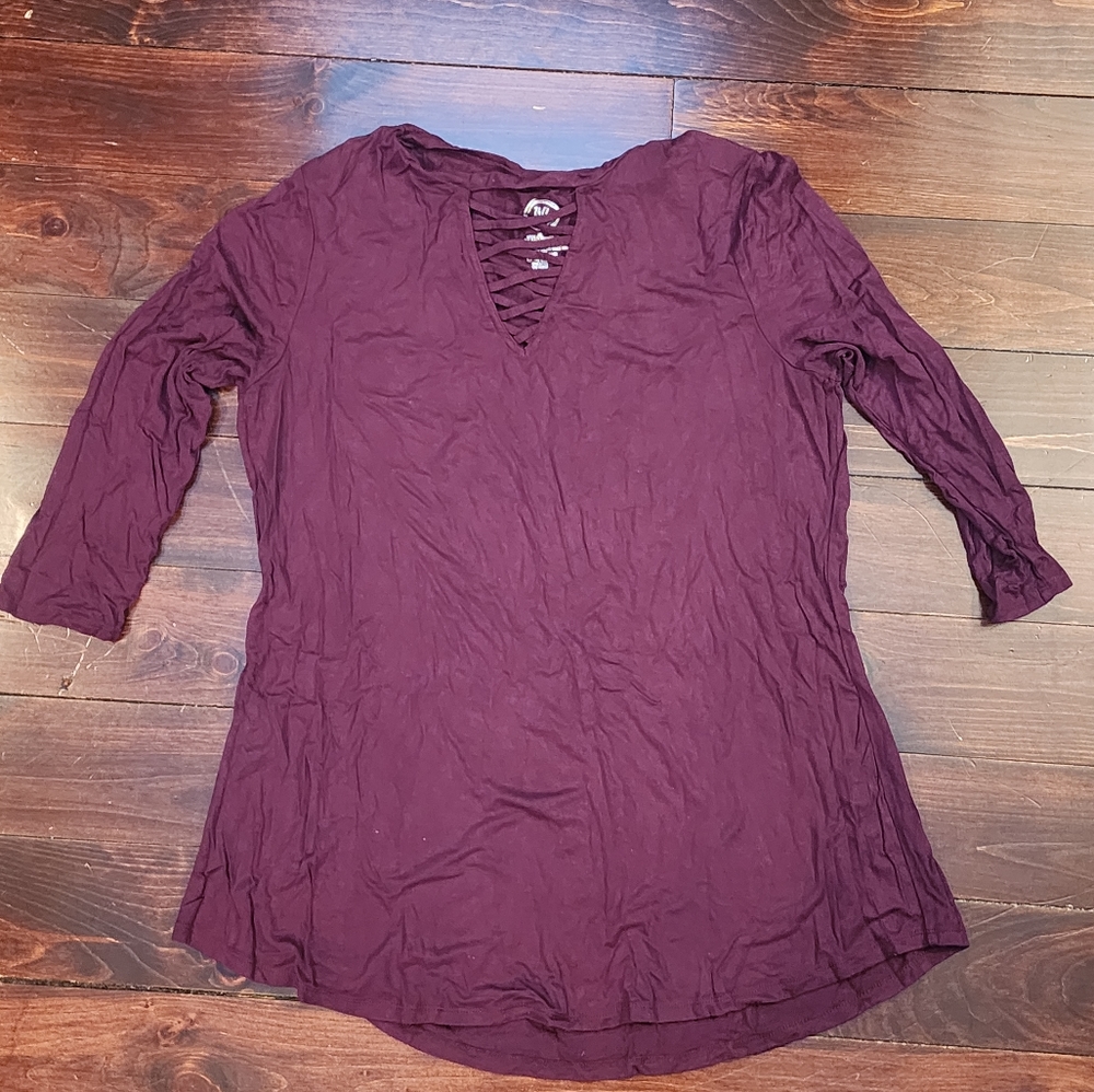 3/4 sleeve shirt
